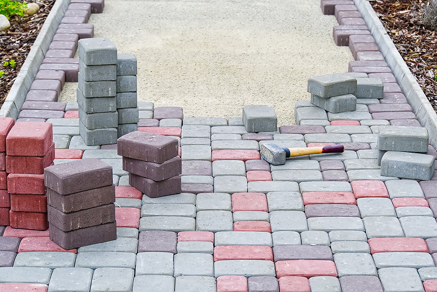 Home hardscaping pavers